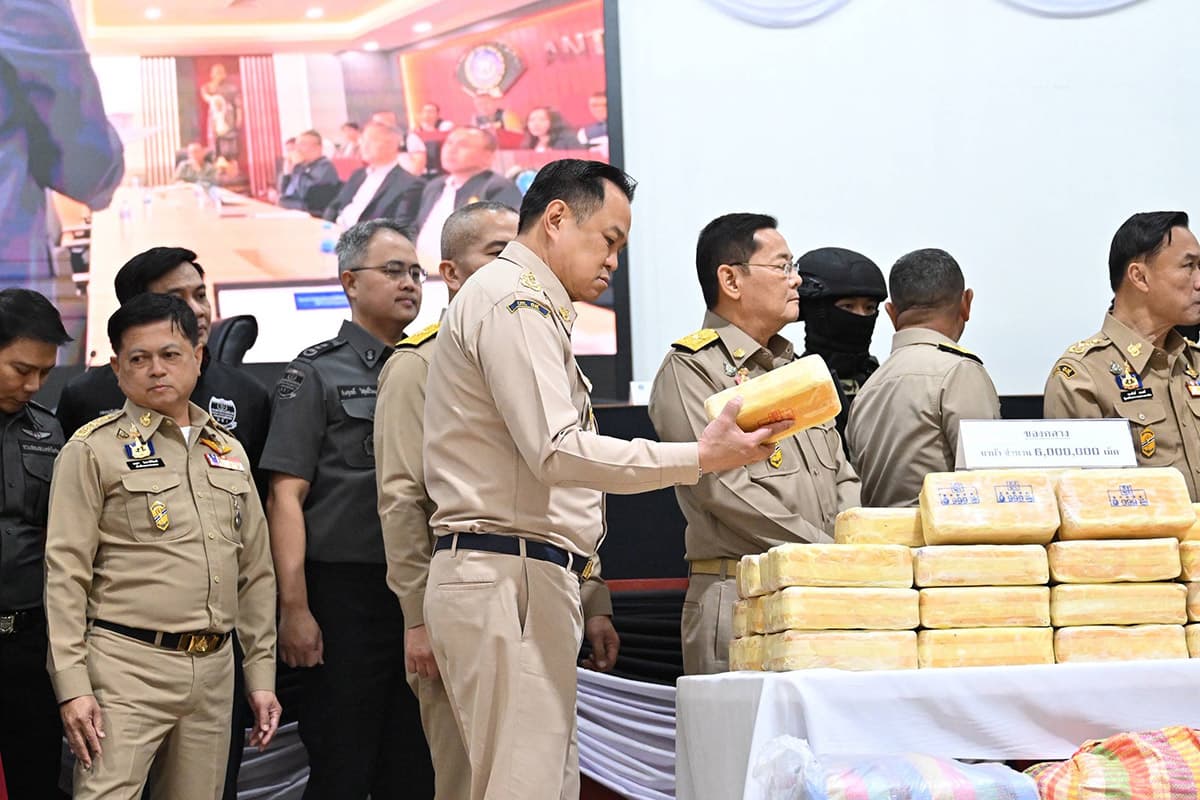 anutin-leads-crackdown-on-Wiang-Haeng-identity-fraud-and-drug-networks-SPACEBAR-Photo02.jpg