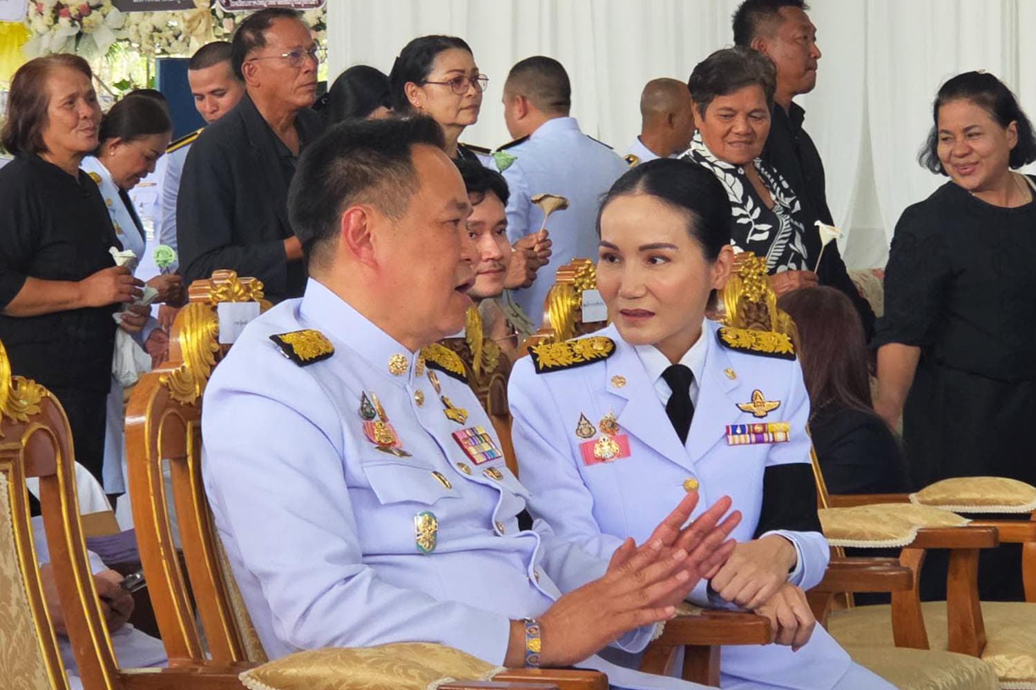 ‘อนุทิน-นฤมล’ คุยเครียด คาดถก ‘ครม.’ ไม่ลงตัว