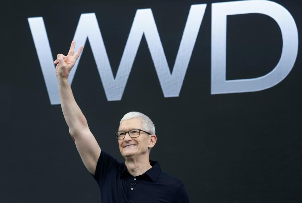 Apple เปิดตัวระบบ AI ใหม่ ผนึกกูเกิลสู้ศึกปัญญาประดิษฐ์