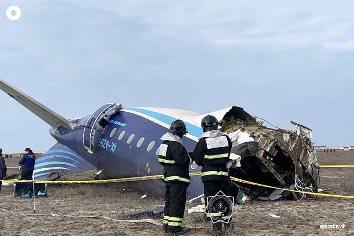 azerbaijan_airlines_crash_speculation_accidentally_shot_down_by_russia_SPACEBAR_Photo01_566a87eb06.jpg