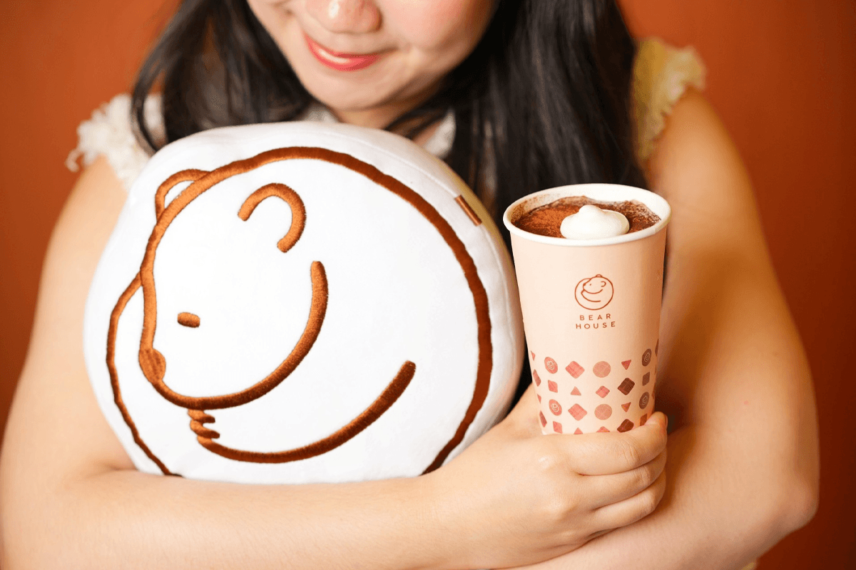 bearhouse-Choco-Pilloww-SPACEBAR-Photo01.png