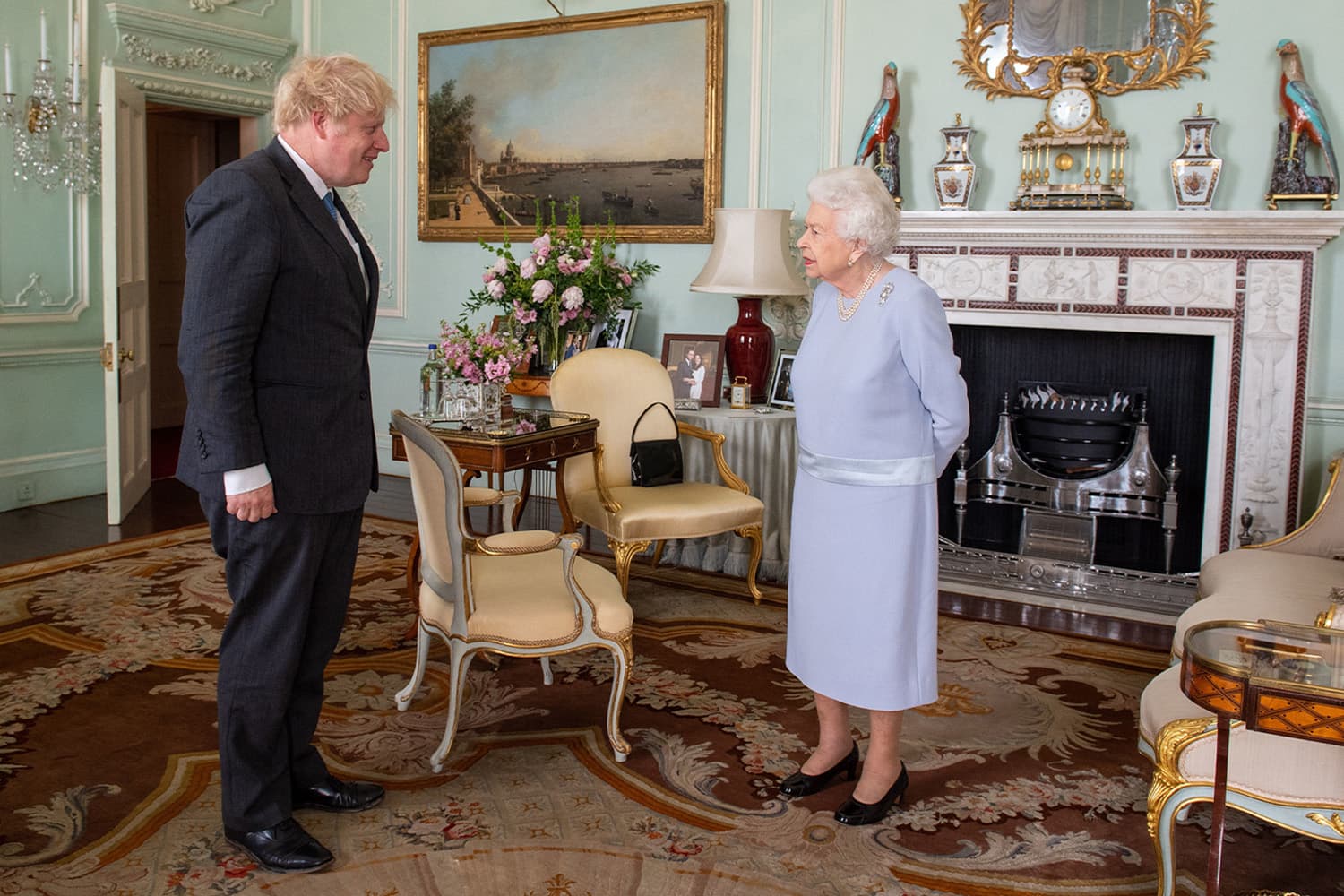 boris_johnson_claims_late_queen_elizabeth_ii_had_bone_cancer_SPACEBAR_Hero_797cde6023.jpg