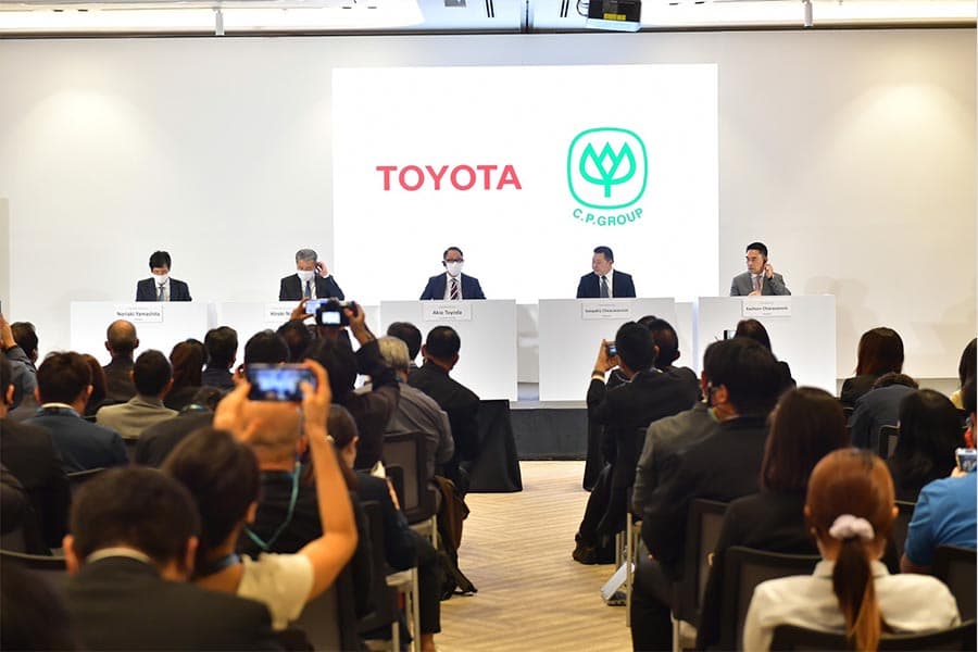 brand_marketing_auto_vehicles_toyota_cp_collaboration_SPACEBAR_Photo02_611fc265e3.jpeg