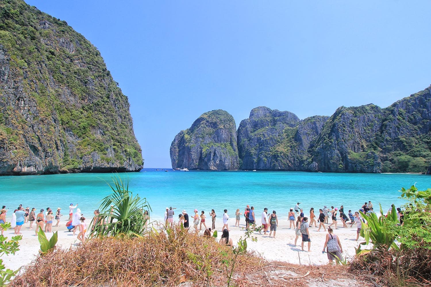 cabinet_approves_budget_433_million_baht_low_season_tourism_SPACEBAR_Hero_ffff979bf9.jpg