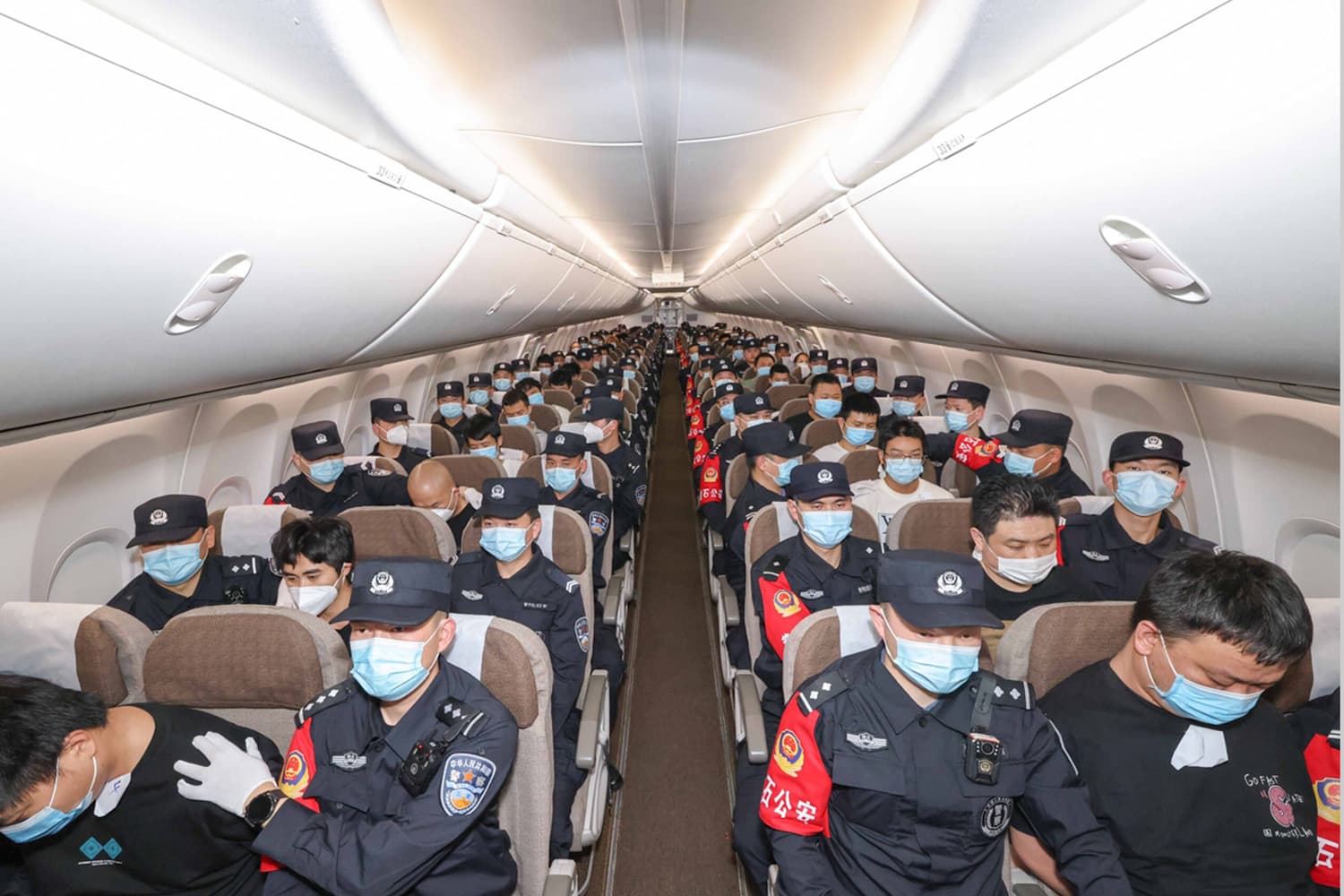 chinese_tourists_scam_suspects_cambodia_SPACEBAR_Hero_15fef7e13b.jpg