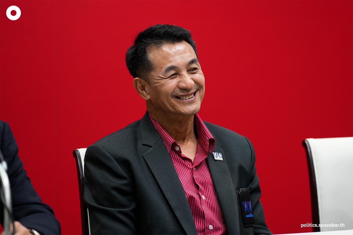 chonlanan_pheu_thai_meeting_vote_council_president_SPACEBAR_Photo01_d660e13774.jpeg