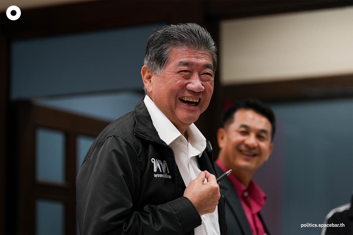 chonlanan_pheu_thai_meeting_vote_council_president_SPACEBAR_Photo06_259ab6bade.jpeg
