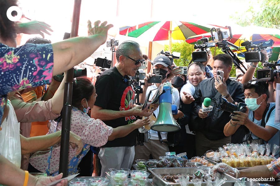 chuwit_campaign_against_marijuana_corruption_SPACEBAR_Photo02_0237d4a7ec.jpeg