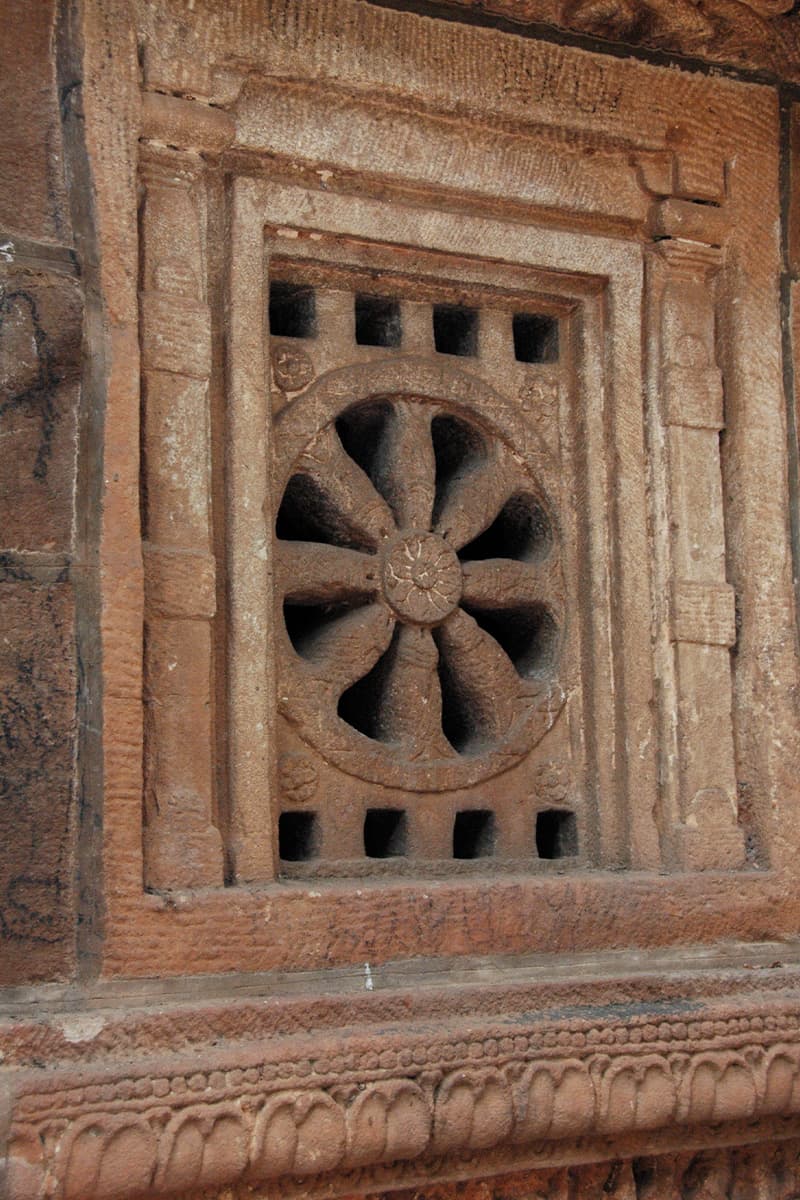dharmachakra_origin_SPACEBAR_Photo_V01_1d3e7c3497.jpeg