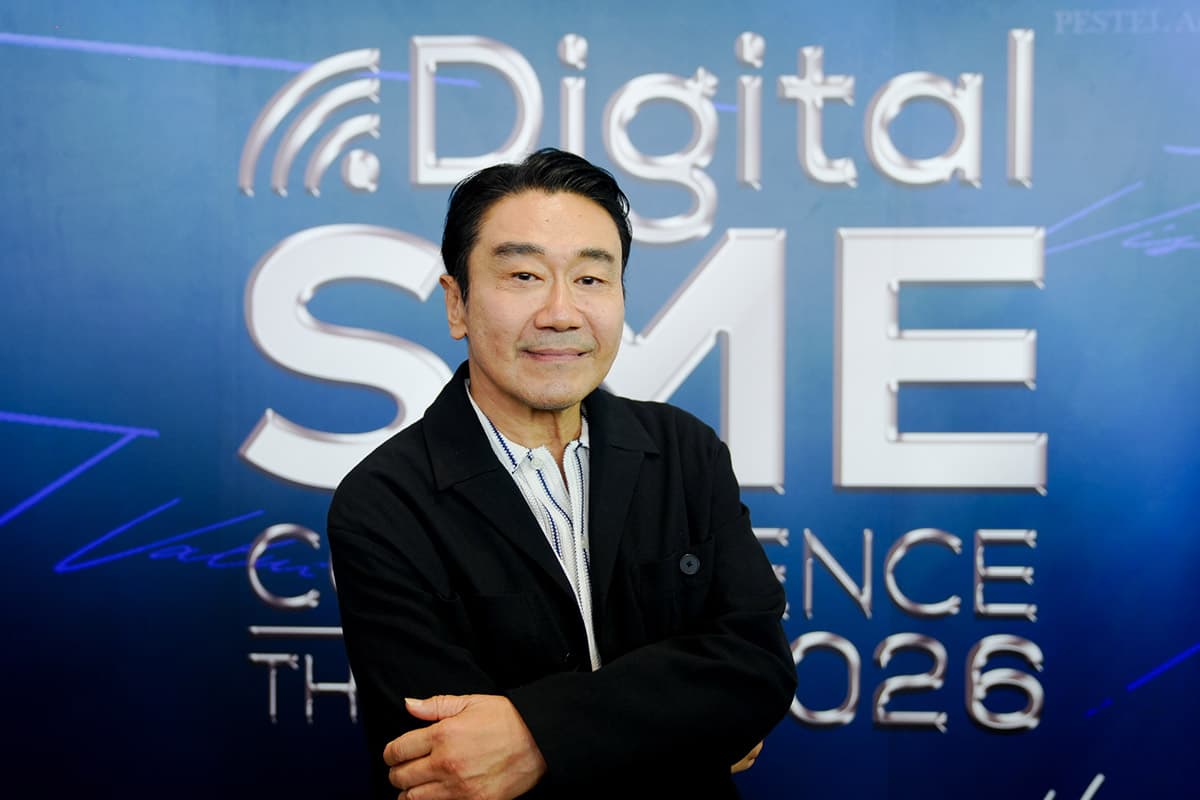 ดลชัย บุณยะรัตเวช Brand Strategist & Brand Creator