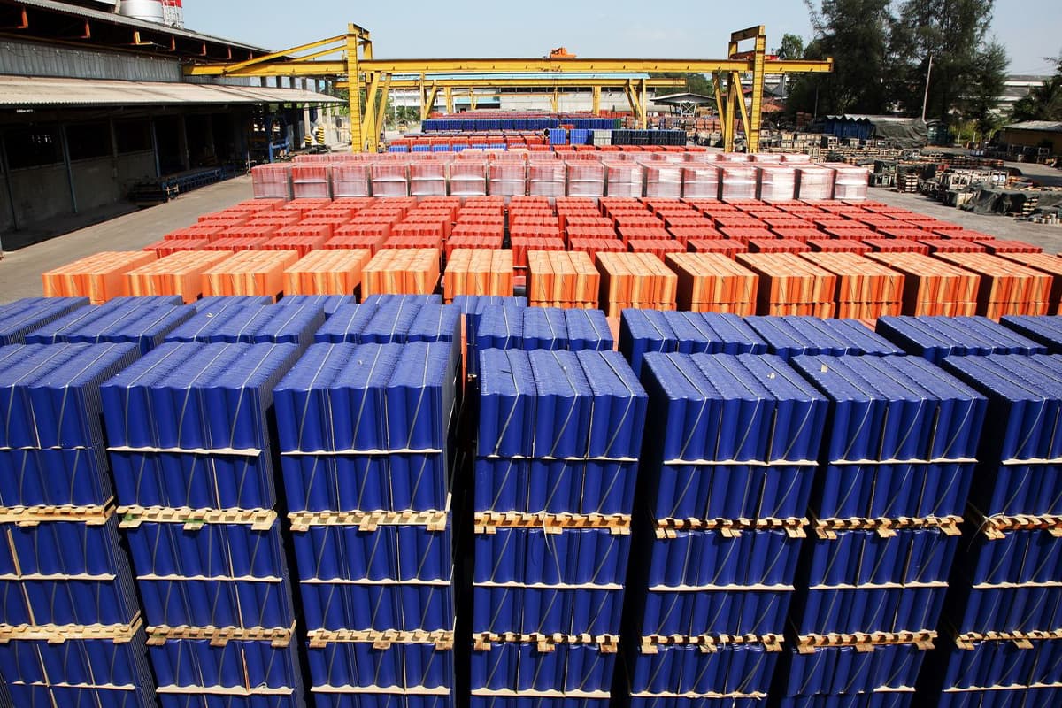 drt_construction_materials_market_2025_recovers_real_estate_SPACEBAR_Photo01_17a4328ff2.jpg