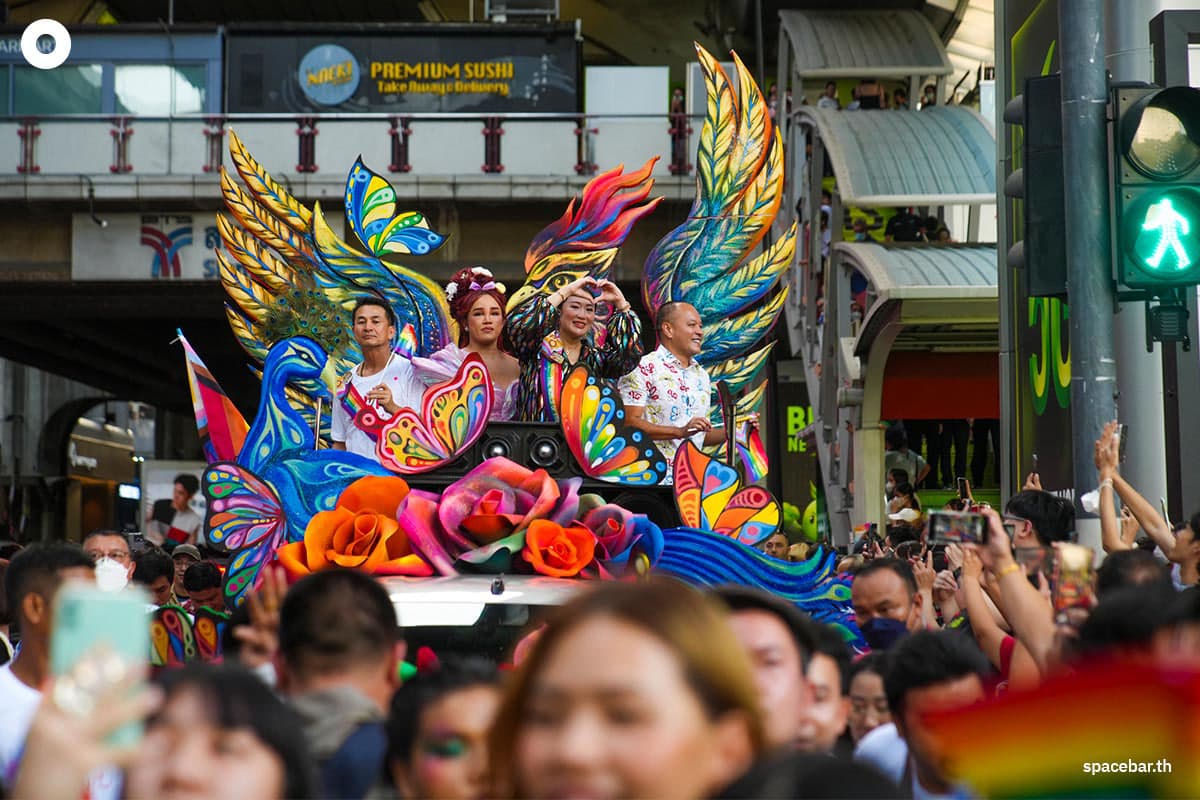 ecoeyes_bangkok_countdown_to_historic_marriage_equality_day_SPACEBAR_Photo05_7c2d604ab8.jpg