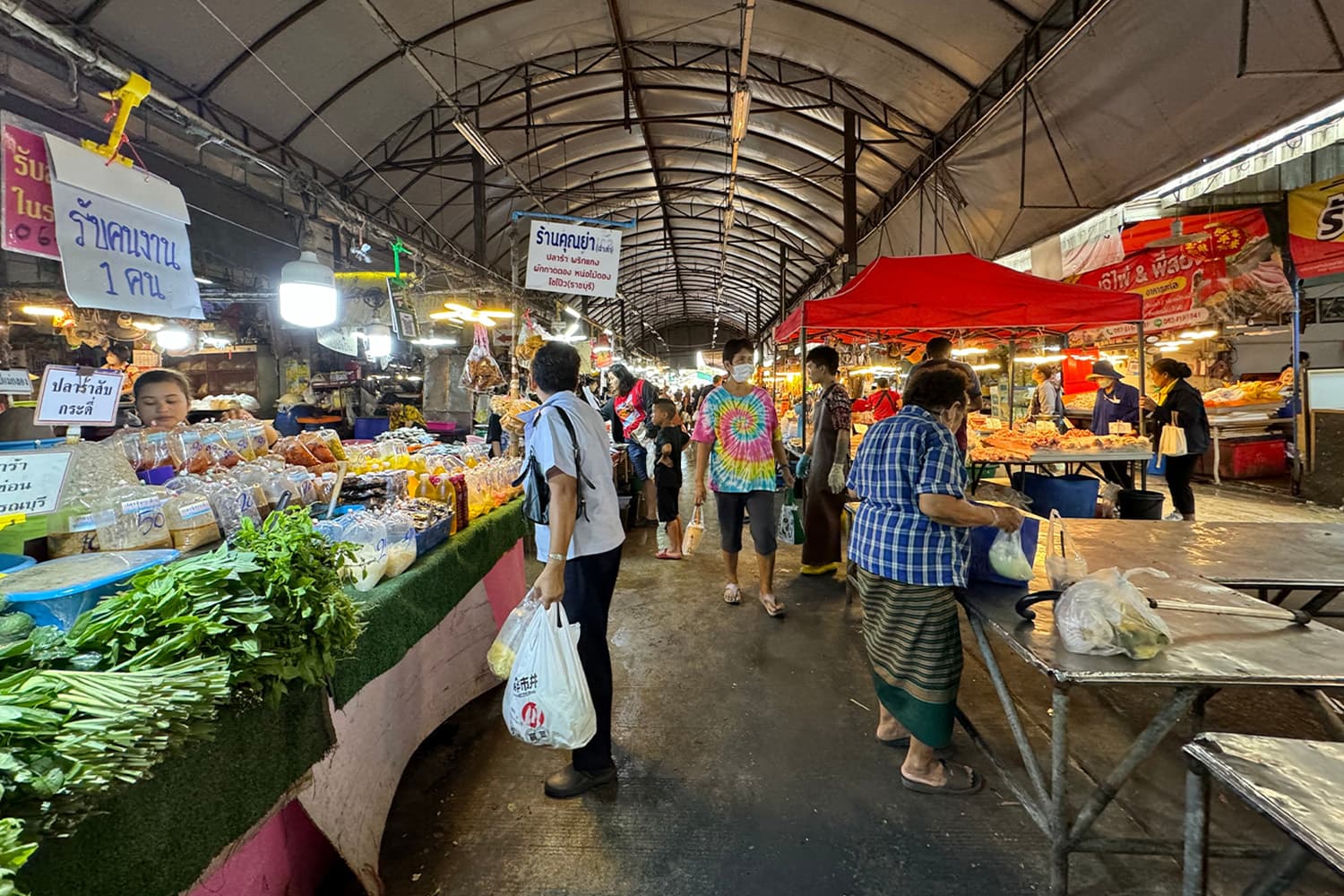 ค่าครองชีพสูงขึ้น กระทบการเลือกตั้ง ประชาชนจับตานโยบายปากท้อง