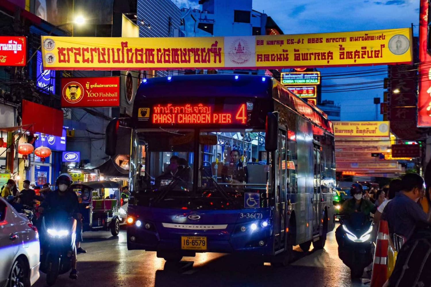 economic_business_bus_bangkok_SPACEBAR_Hero_44b65da577.jpg