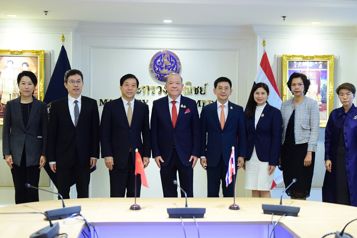 economic_business_chinese_online_products_thailand_SPACEBAR_Photo01_8f5944d143.jpg
