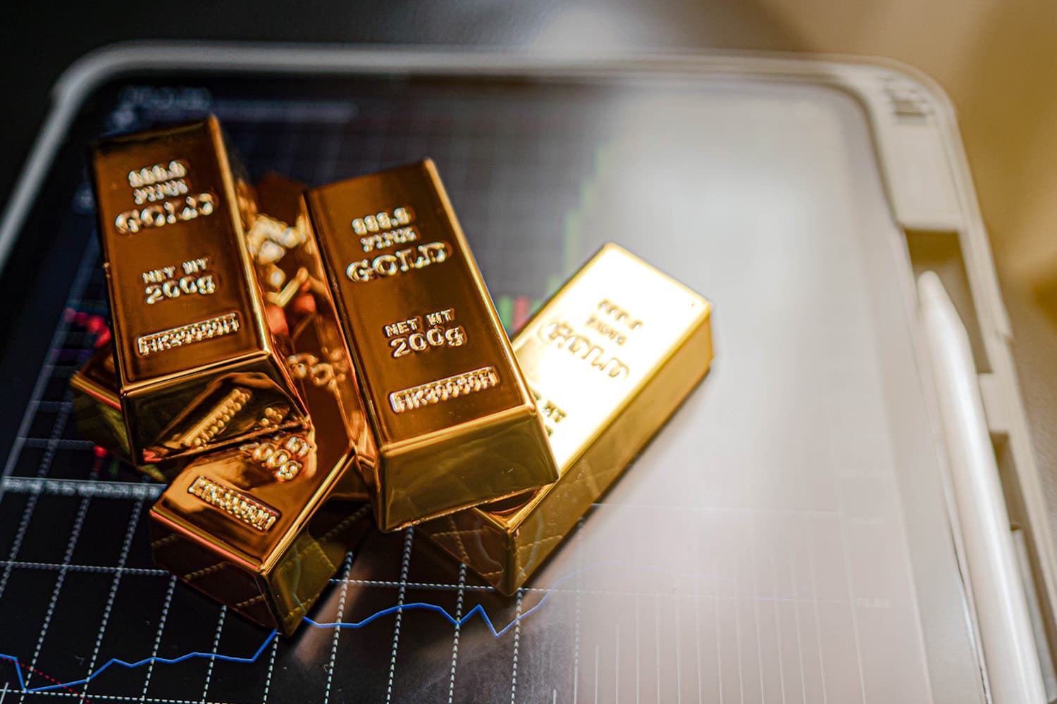 economic_business_gold_export_support_SPACEBAR_Hero_9f871fcdd7.jpg