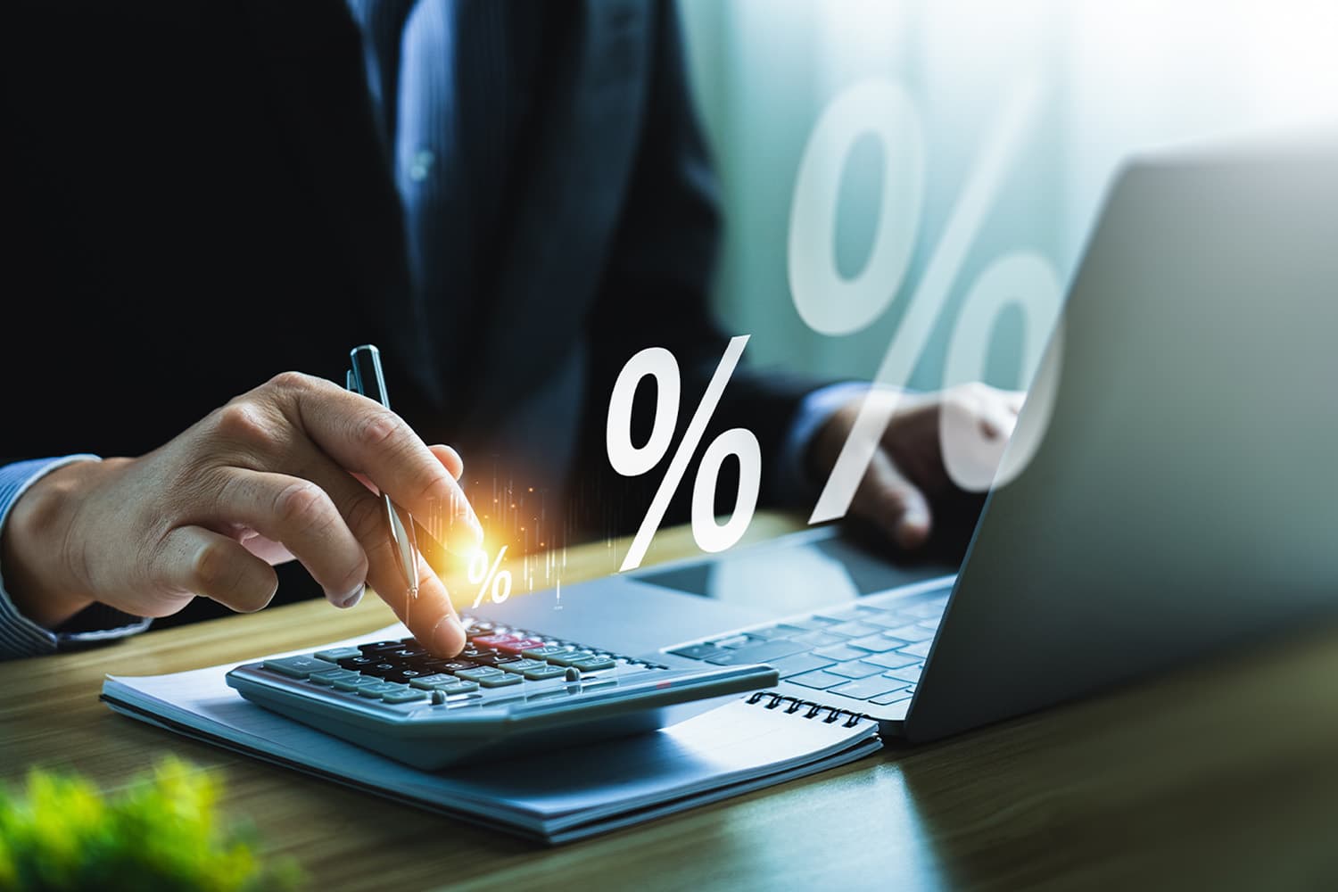 economic_business_maintain_policy_interest_rate_SPACEBAR_Hero_d7dd031f19.jpg