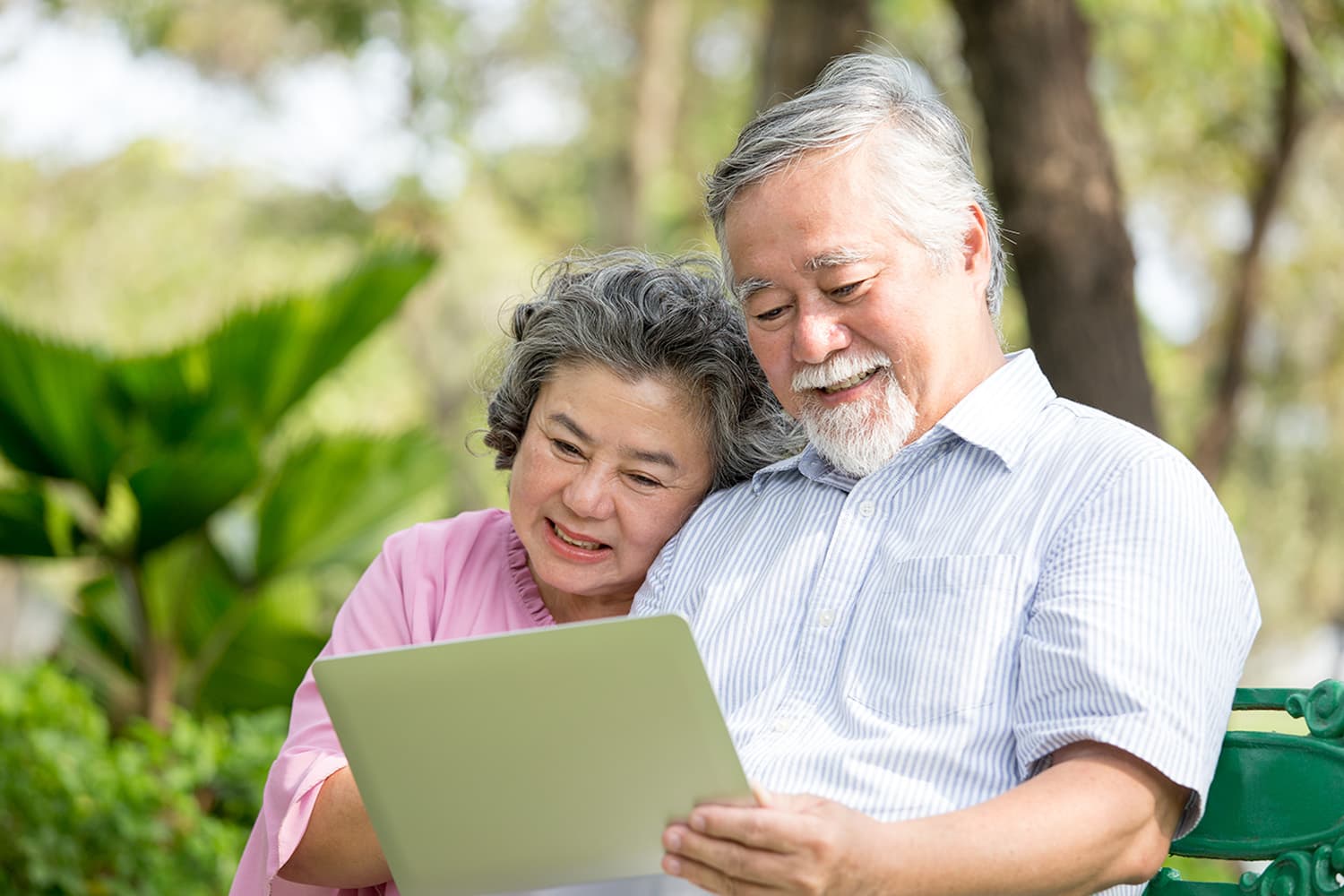 economic_business_seniors_loans_housing_SPACEBAR_Hero_9d0219c753.jpg