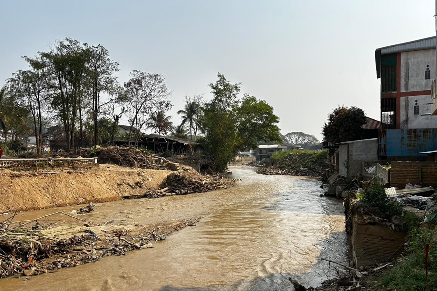 economic_business_thai_myanmar_river_flood_SPACEBAR_Hero_33e8fcc204.jpg