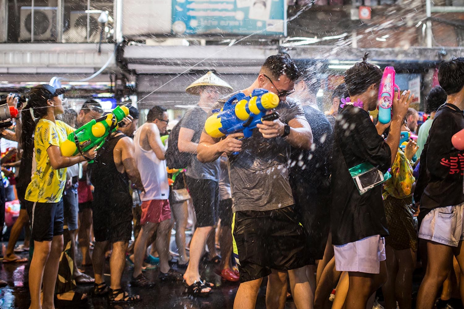 economic_business_thai_tiktok_songkran_summer_SPACEBAR_Hero_d789dd11a1.jpg
