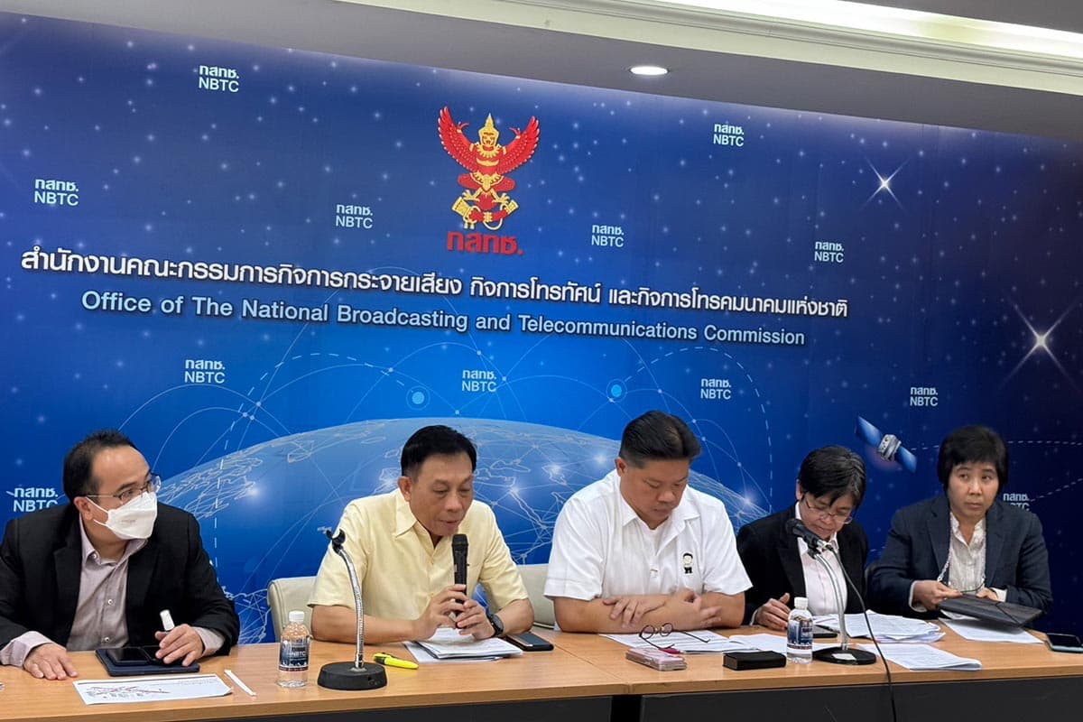 economy_co_brand_uob_credit_card_SPACEBAR_Photo01_35f78cc4de.jpg
