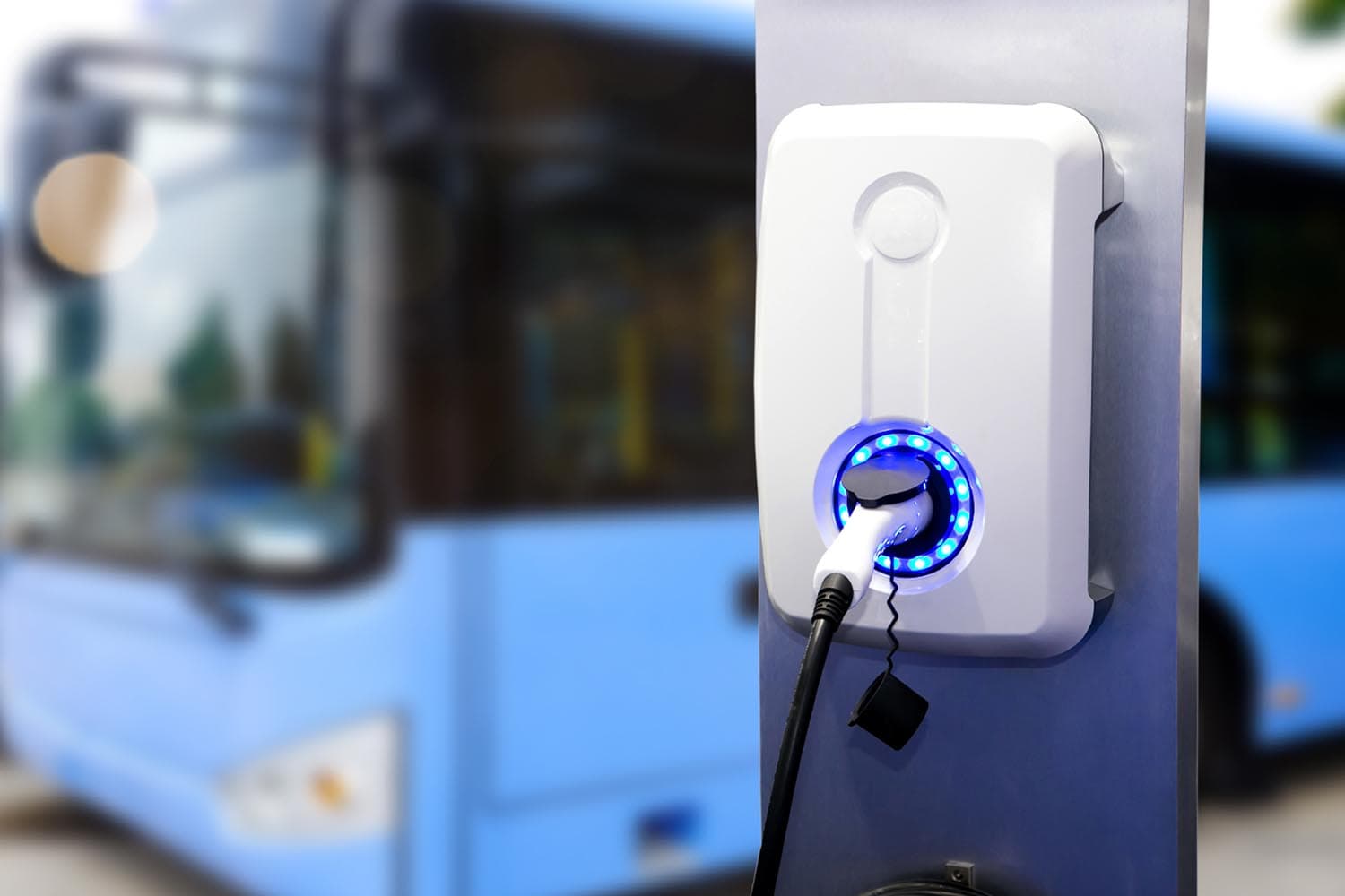 economy_ev_bus_truck_SPACEBAR_Hero_8f0c8fd0ad.jpg