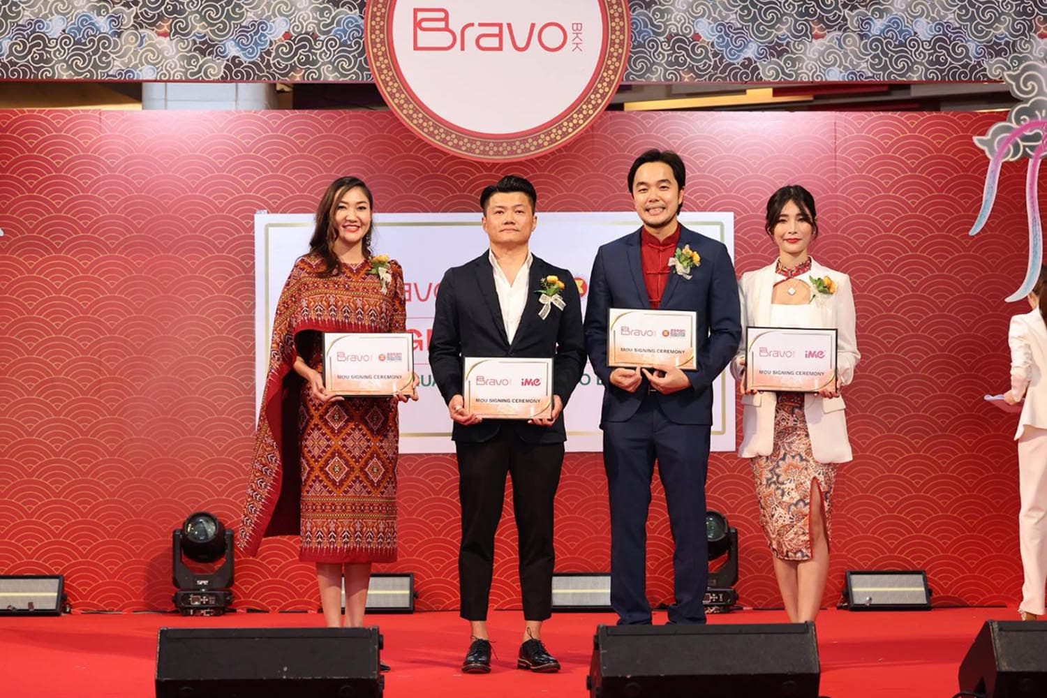 economy_mou_bravo_retail_brand_marketing_SPACEBAR_Hero_d0994355b9.jpg