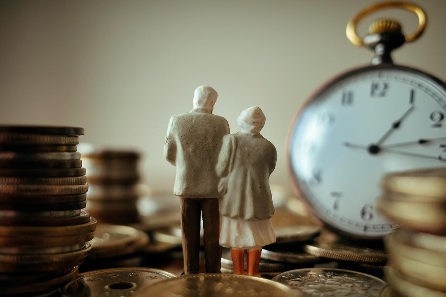 economy_multi_purpose_loans_for_pensioners_SPACEBAR_Hero_6be57487b7.jpg