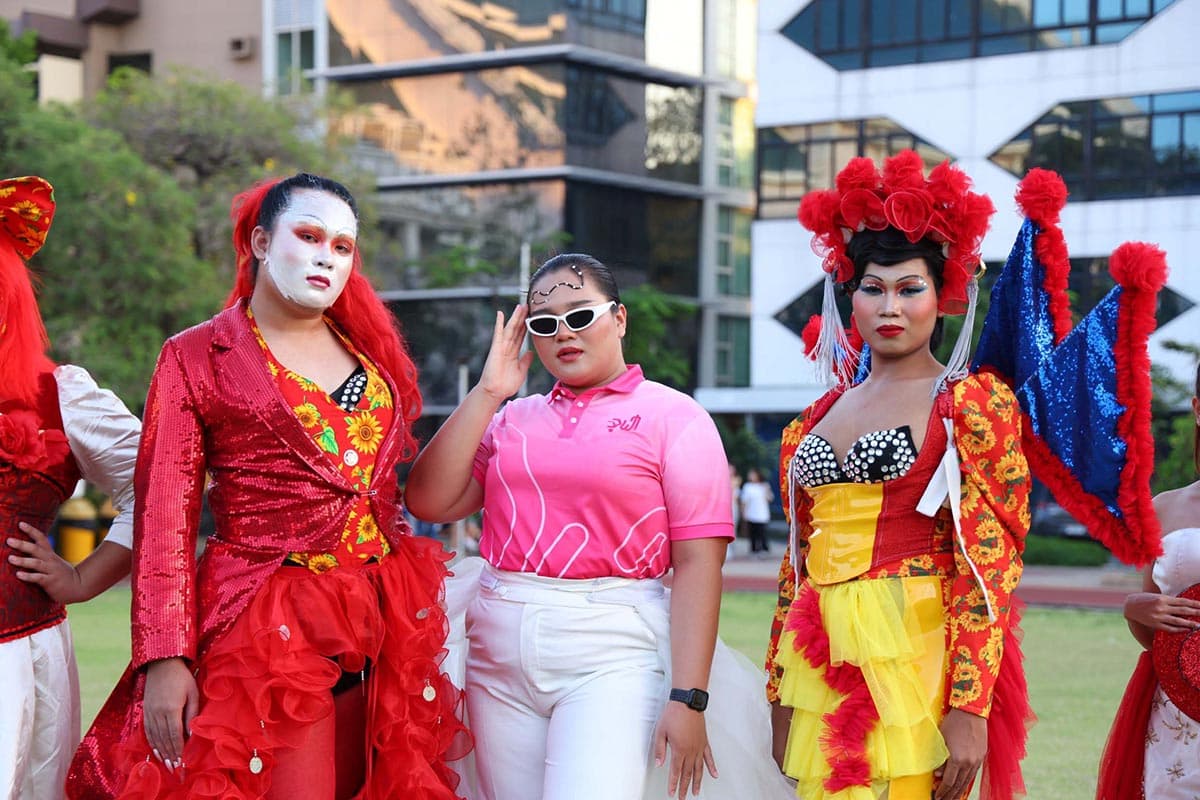 economy_thammasat_university_football_unity_SPACEBAR_Photo02_0d504ab021.jpg