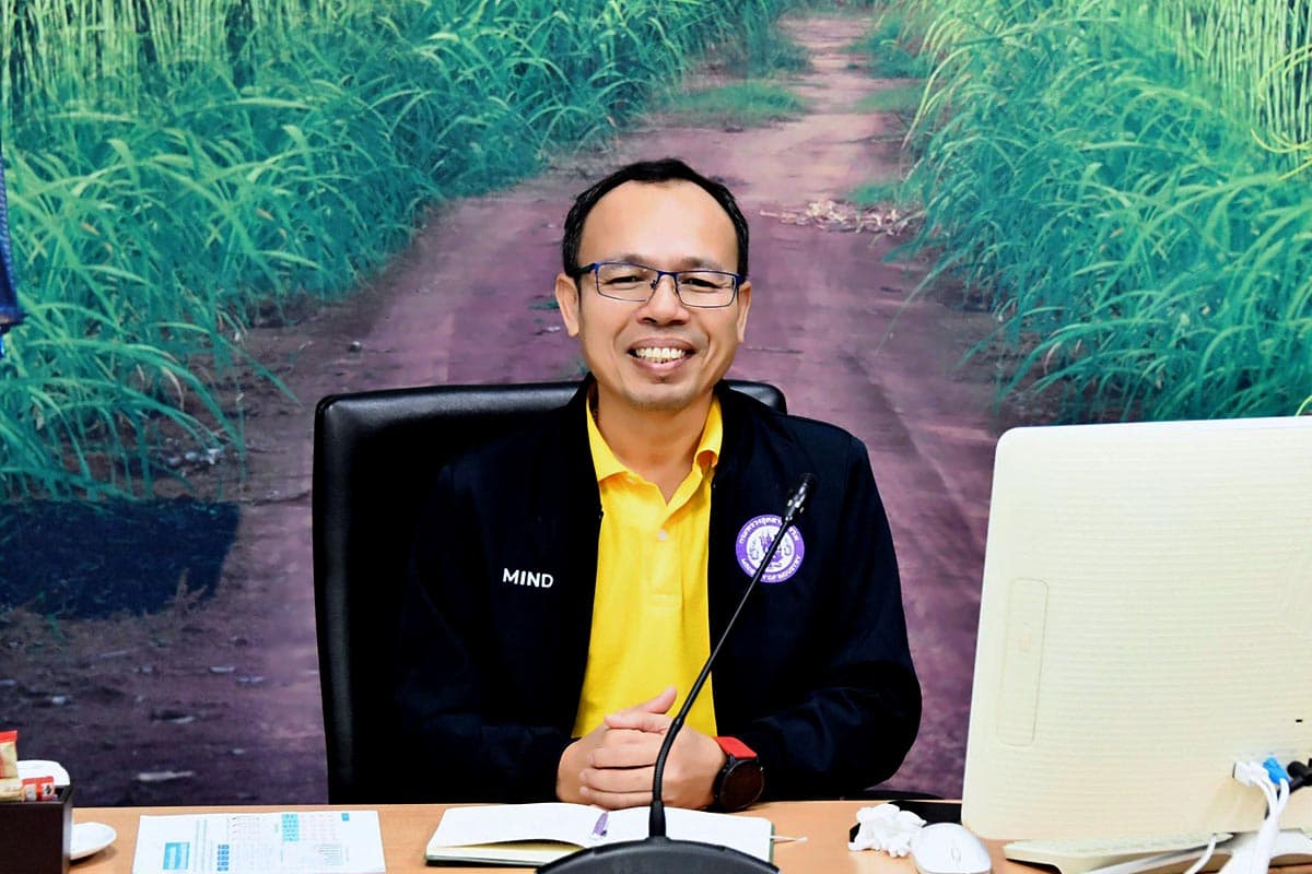 eknath_sugar_cane_leaves_shoots_income_biomass_power_plant_SPACEBAR_Photo02_a7b1cb255f.jpg