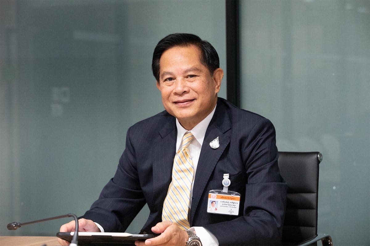 energy_peeraphan_oil_price_gasohol_2_baht_50_satang_cabinet_SPACEBAR_Photo01_61895dfd44.jpg