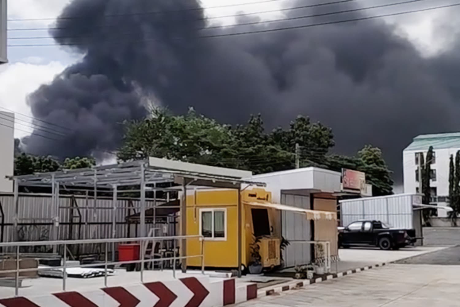 fire_sangin_rayong_factory_electronic_parts_warehouse_SPACEBAR_Hero_236dbc42e3.jpg