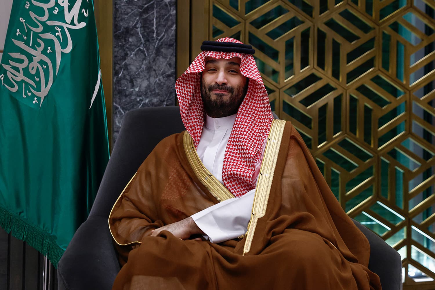former_saudi_alleges_prince_mohammed_forged_kings_sign_yemen_war_SPACEBAR_Hero_c1224df9b2.jpg