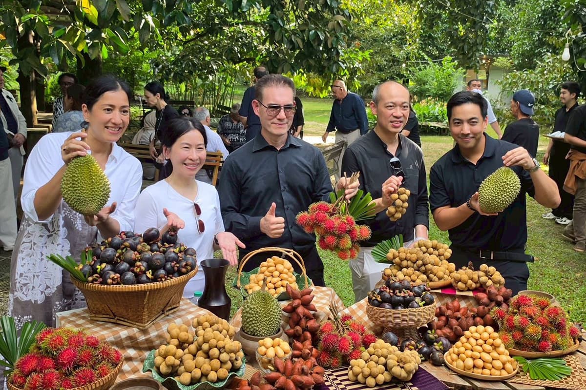 fruit-tourism-chanthaburi-13-ambassadors-SPACEBAR-Photo02.jpg