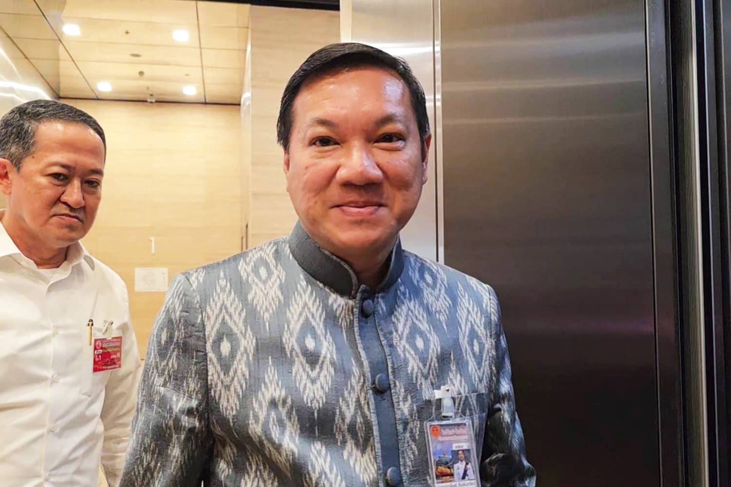 ‘มท.’ จ่อสรุปตัวเลขน้ำมันทั่วประเทศ ย้ำเพียงพอ หลังปลดล็อกขนส่ง 24 ชม.