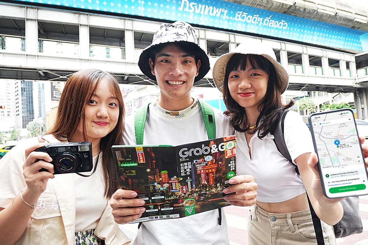 grab_moo_deng_fever_call_car_app_khao_kheow_zoo_increased_SPACEBAR_Photo01_a05c01c83b.jpg