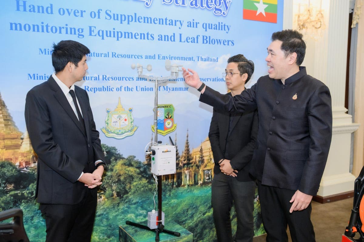 gulf-handover-air-quality-equipment-and-leaf-blowers-SPACEBAR-Photo02-1.jpg
