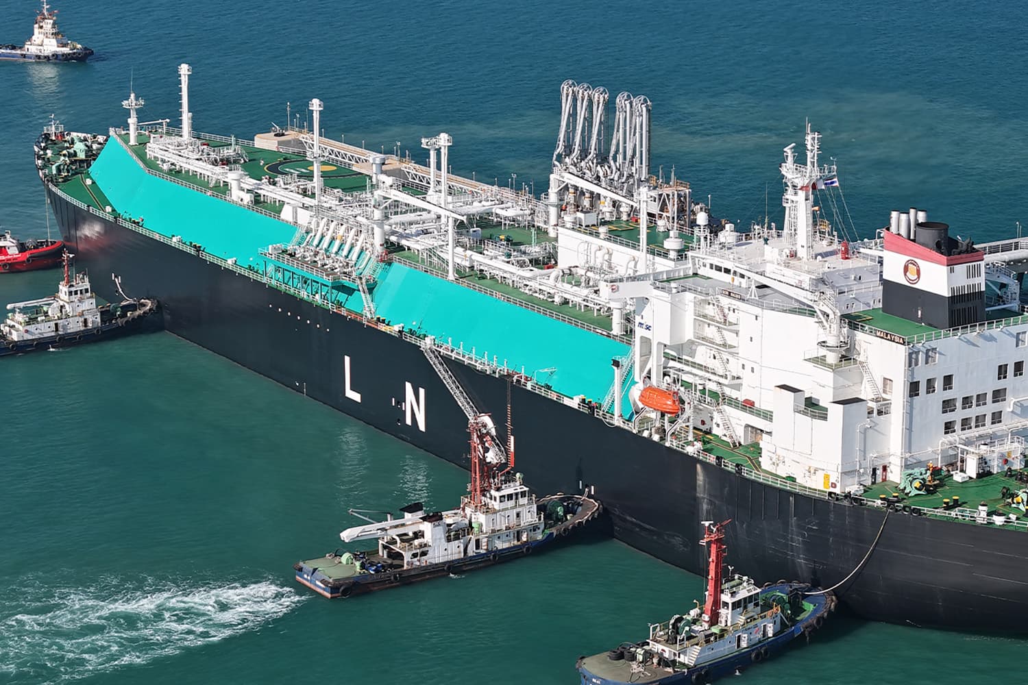 gulf_import_lng_power_generation_energy_SPACEBAR_Hero_ed034d635e.jpg