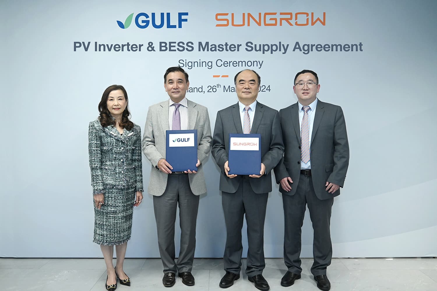 gulf_sungrow_invertor_solar_farms_battery_energy_storage_systems_SPACEBAR_Hero_33eacf6e2a.jpg