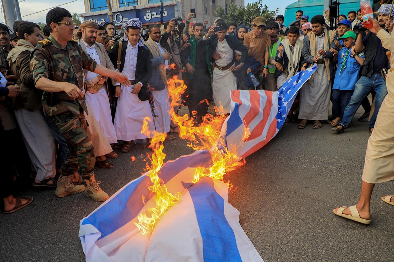 houthi_leader_threatens_to_attack_us_warships_if_washington_targets_yemen_SPACEBAR_Hero_44d483759a.jpg