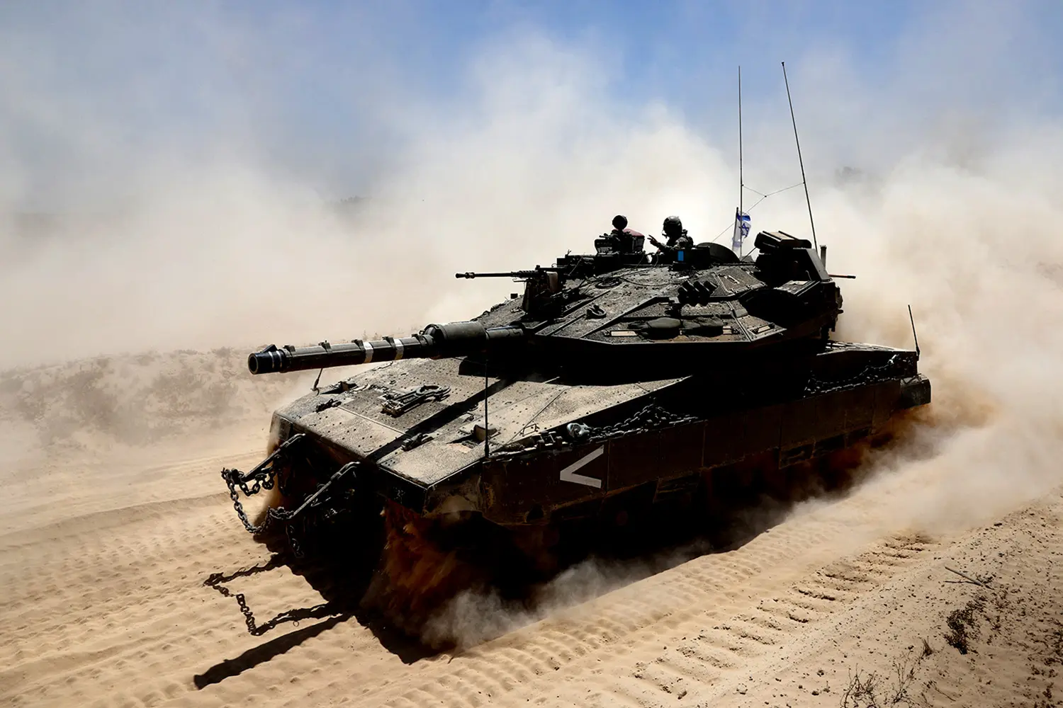 how-do-military-powers-of-iran-and-israel-compare-SPACEBAR-Hero-1.jpg
