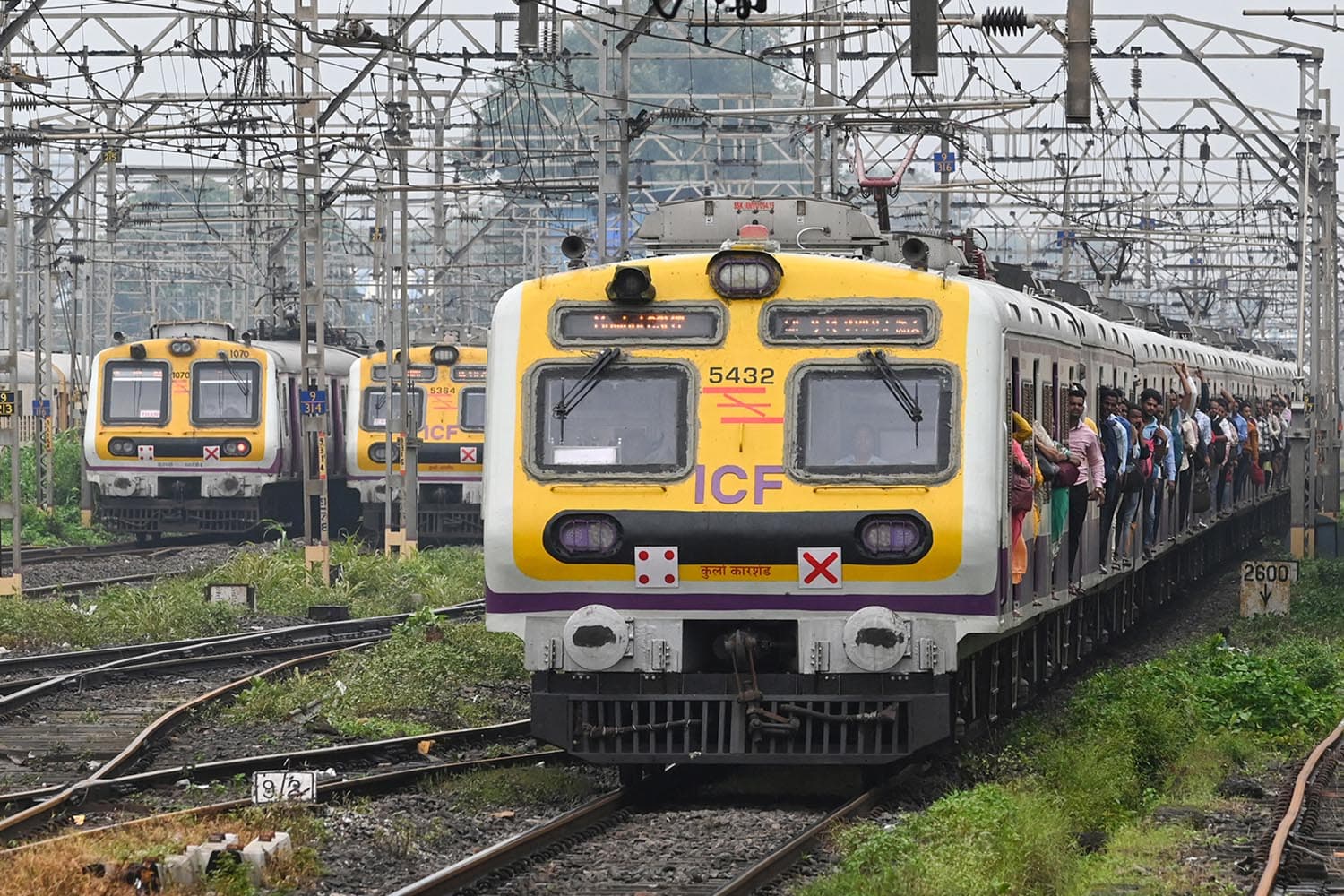india_to_roll_out_hydrogen_powered_train_by_end_of_2023_SPACEBAR_Hero_263ea51674.jpeg