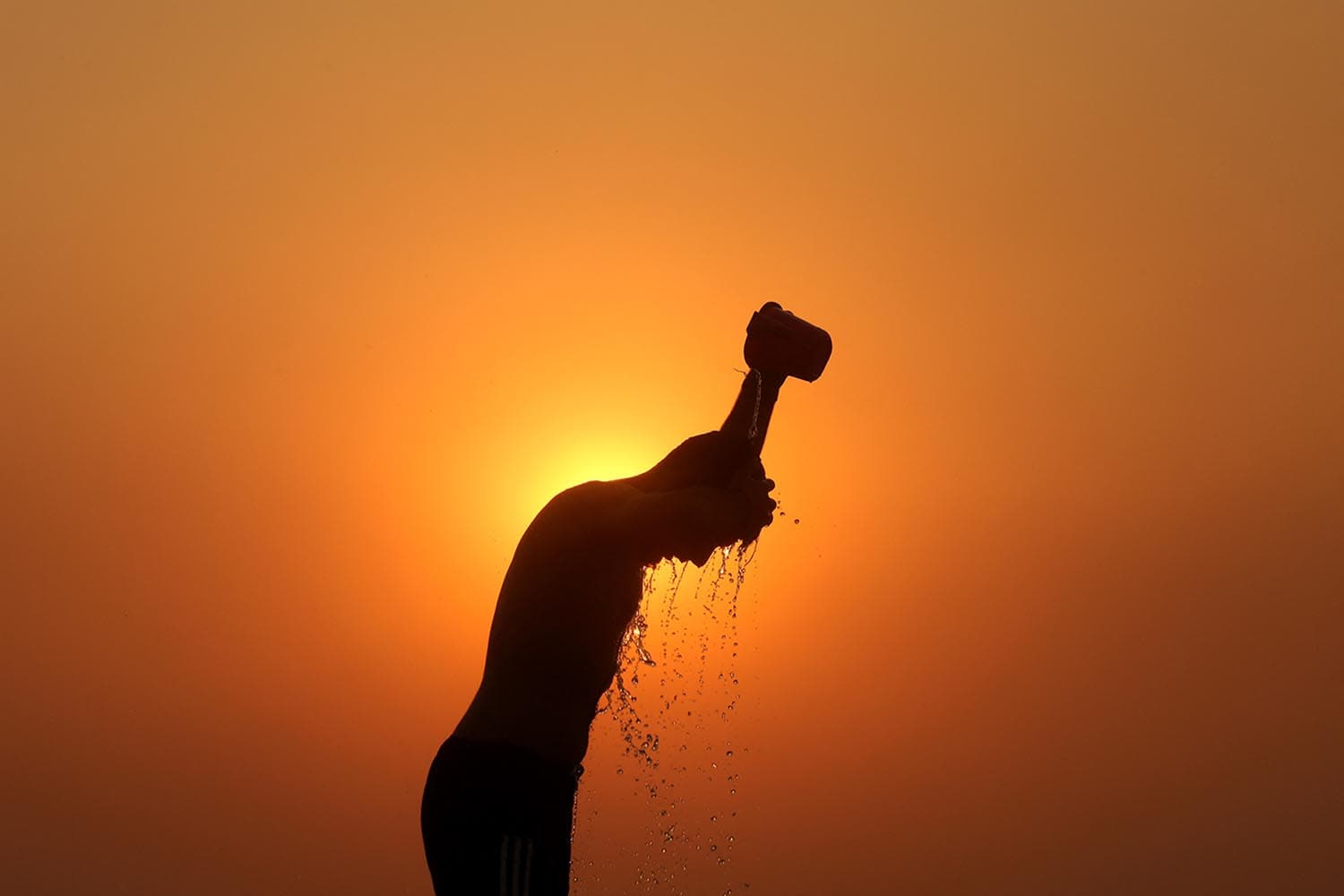 indian_heatwave_kills_dozens_nearly_25000_fall_ill_monkeys_drown_in_well_SPACEBAR_Hero_6ca4a8b0b6.jpg