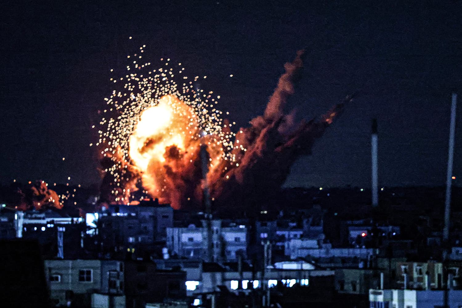 iran_warns_israel_regional_escalation_gaza_ground_offensive_launched_SPACEBAR_Hero_afad35538c.jpg