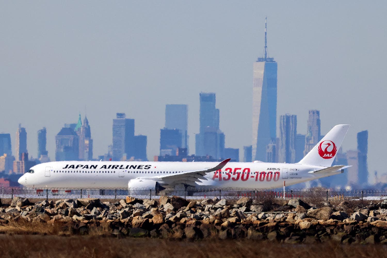 japanese_airlines_say_baggage_car_drivers_cheated_on_written_exam_SPACEBAR_Hero_ec91f1649d.jpg
