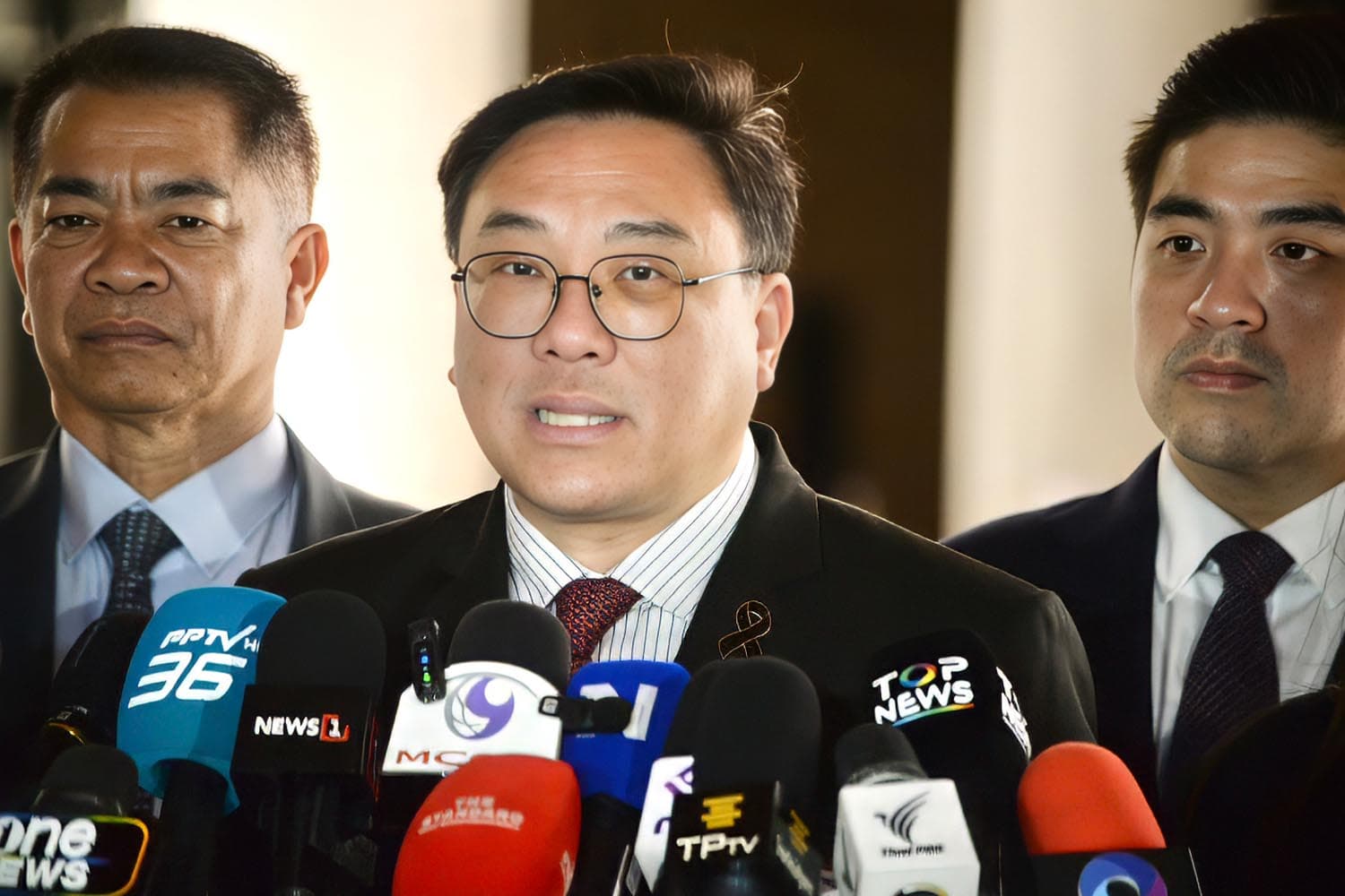 ‘จุลพันธ์’ ยัน ‘ทักษิณ’ ไม่เกี่ยวข้องกับ ‘เพื่อไทย’ แล้ว