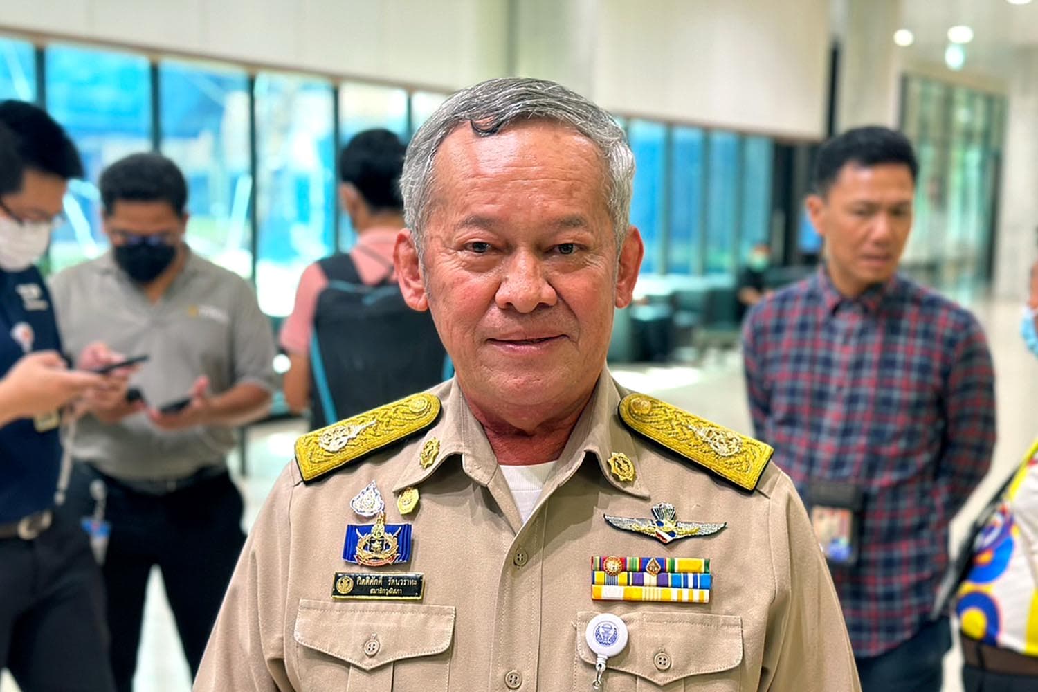 kittisak_rattanawaraha_support_the_debate_of_no_confidence_in_the_government_SPACEBAR_Hero_3e4ccb9b4a.jpg