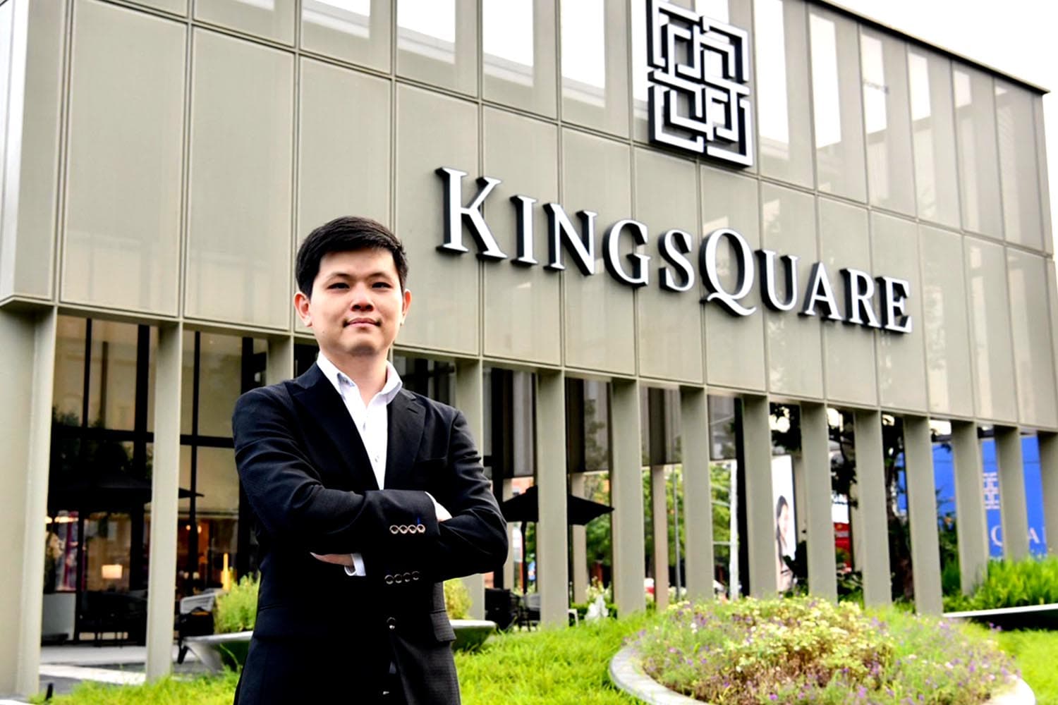 knight_frank_kingsquare_residence_condo_grade_b_realestate_SPACEBAR_Hero_3b7dffcac7.jpg