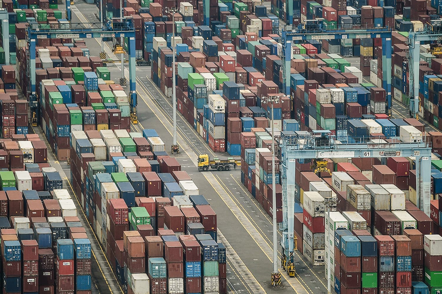 malaysia_urges_chinese_firms_to_avoid_using_it_to_dodge_us_tariffs_SPACEBAR_Hero_d9631726e5.jpg