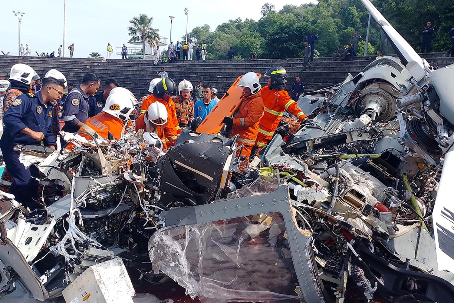 malaysian_navy_helicopters_collide_in_mid_air_10_killed_SPACEBAR_Hero_b014a5b20d.jpg